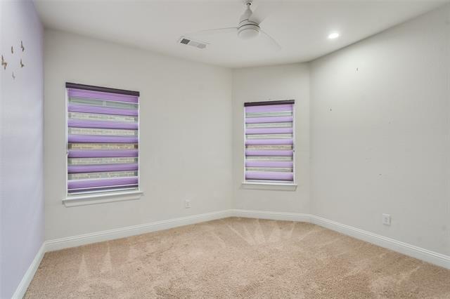 Building Photo - 8763 Portola Dr