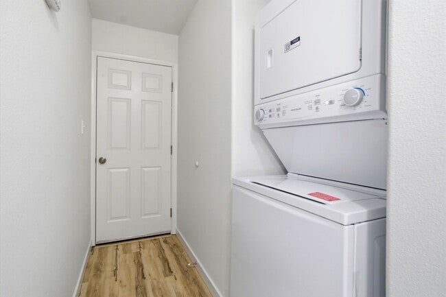 Building Photo - 3 Bedroom Home on a Corner Lot