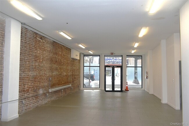 Building Photo - 3043 Fulton St