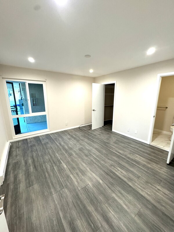 Building Photo - 600 E Harvard Rd