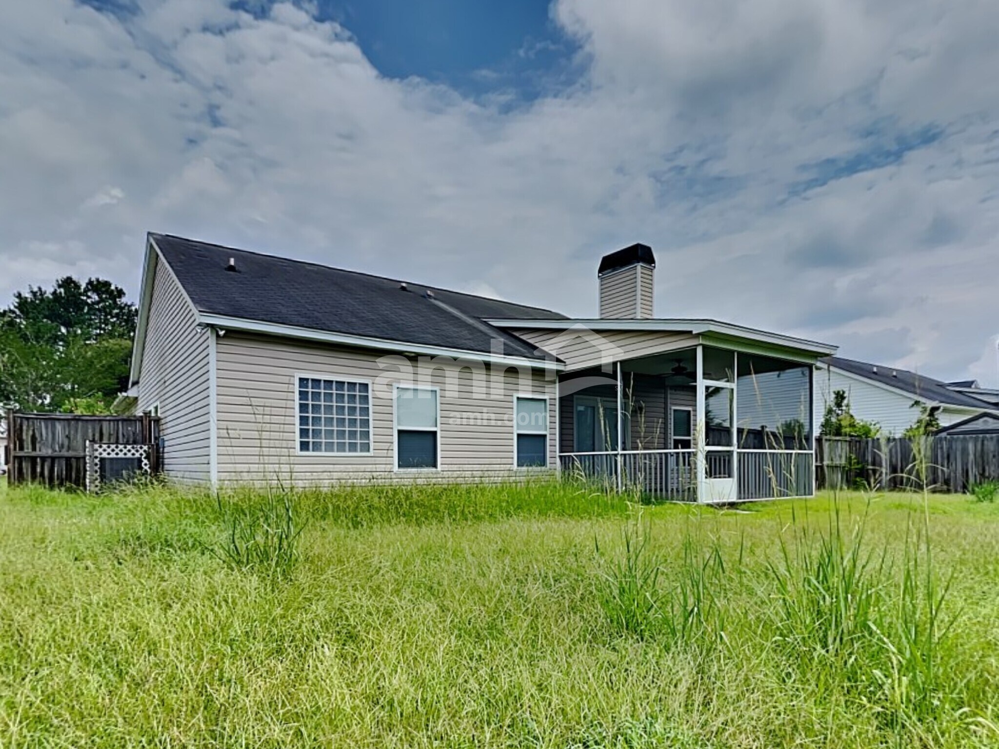 Building Photo - 126 Spindle Way