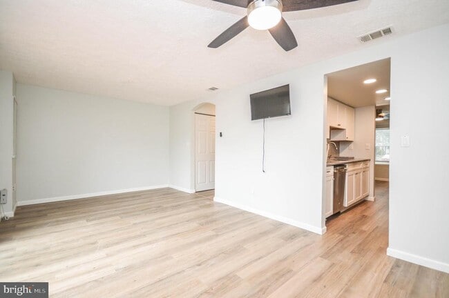 Building Photo - 12521 Laurel Grove Pl