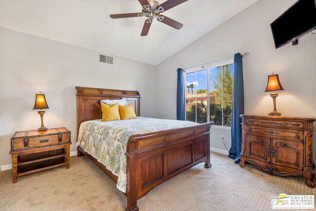Building Photo - 50280 Spyglass Hill Dr