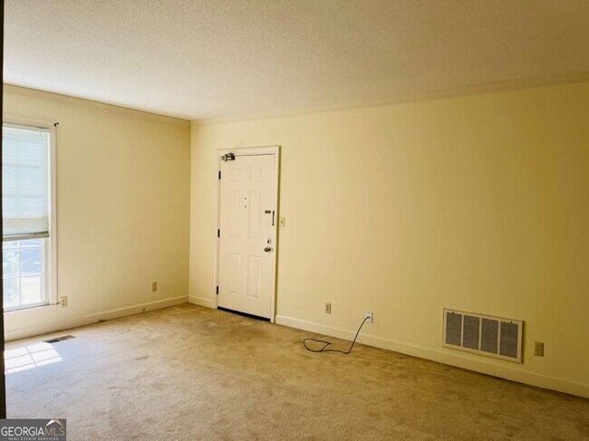 Building Photo - 207 Harwell Ave