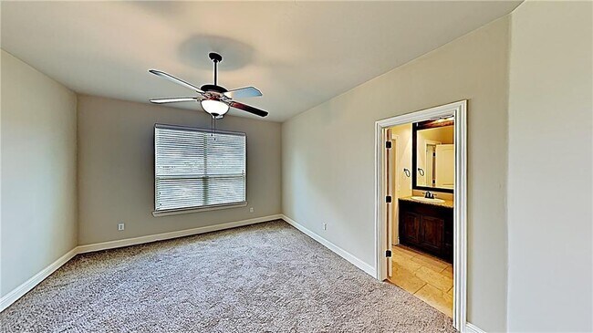 Building Photo - 2122 Turtle Creek Way
