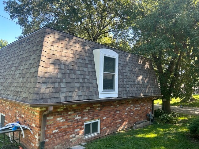 Building Photo - 1618 Pat Dr