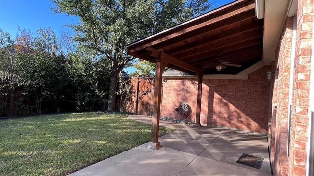 Building Photo - 3020 Edwards Dr