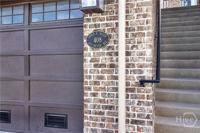 Building Photo - 408 Geo Meyer Ave