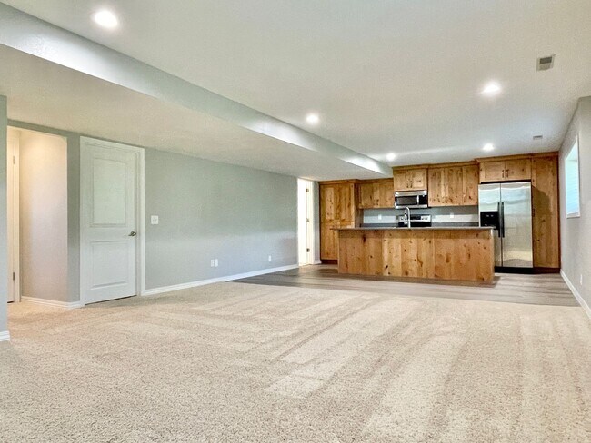 Building Photo - 1403 Northridge Dr