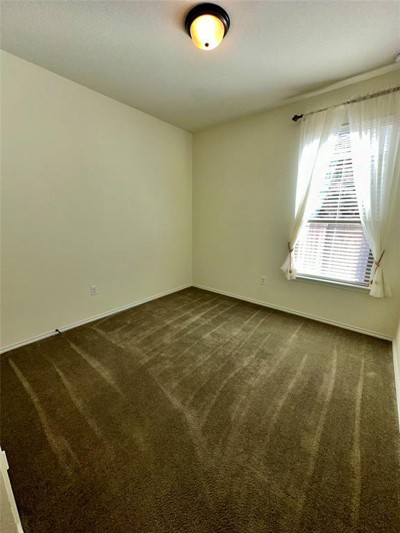 Building Photo - 208 Alpine St