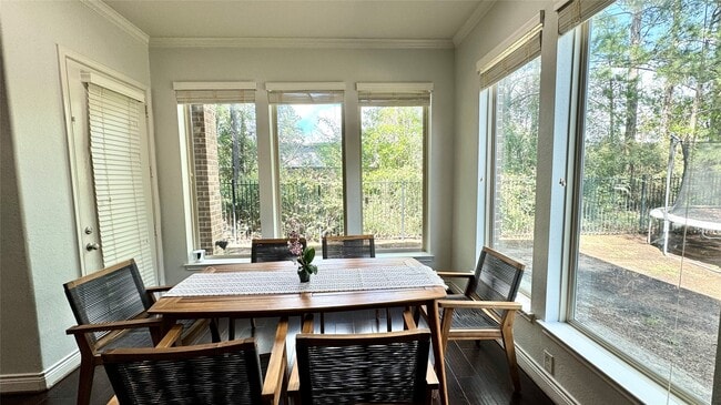 Building Photo - 27 Jonquil Pl