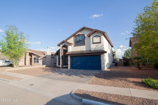 Building Photo - 13260 Emerald Creek Dr