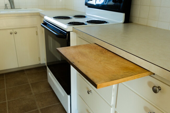 Building Photo - Modern Duplex for rent near Wandermere