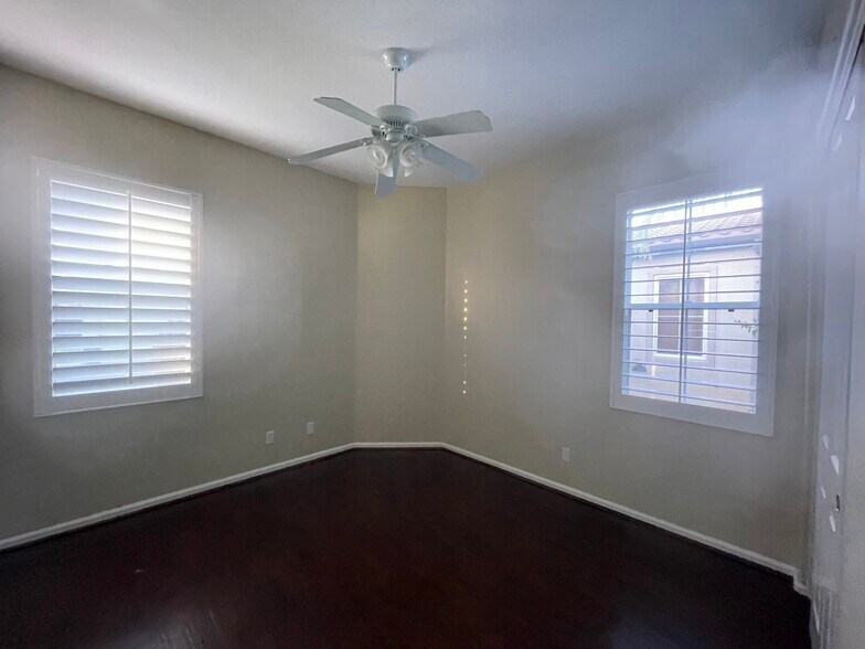 Building Photo - 36159 Blue Hill Dr