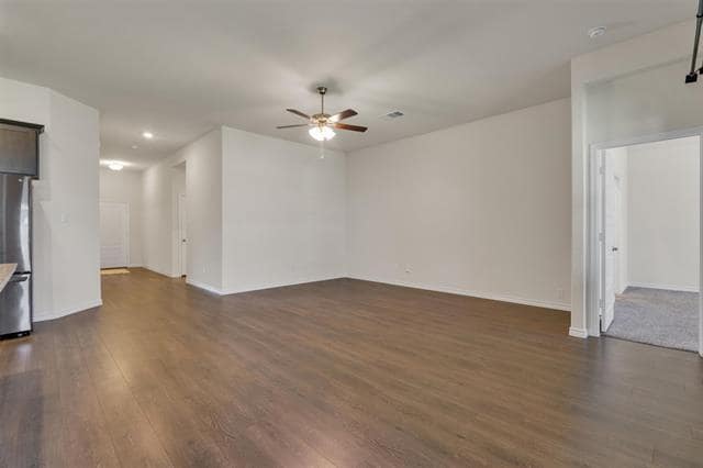 Building Photo - 855 Revere Ct