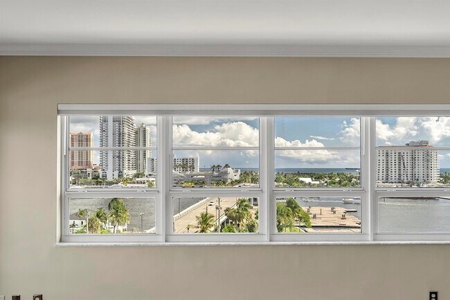 Building Photo - 2500 E Las Olas Blvd