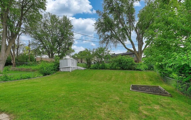 Building Photo - Coming Soon! Bright & Spacious 3 Bed Home with Finished Basement & Huge Backyard