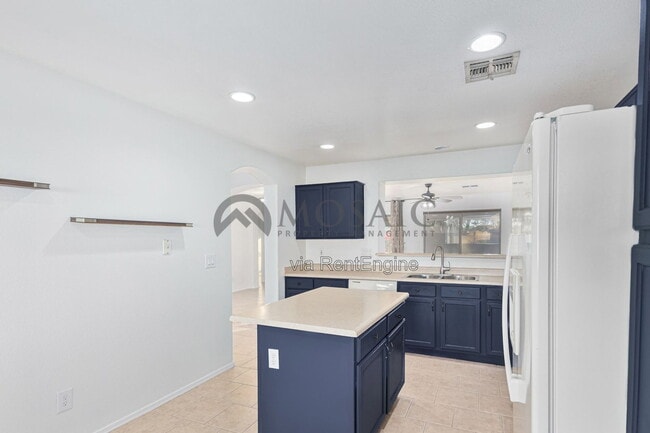 Building Photo - 15807 W Marconi Ave