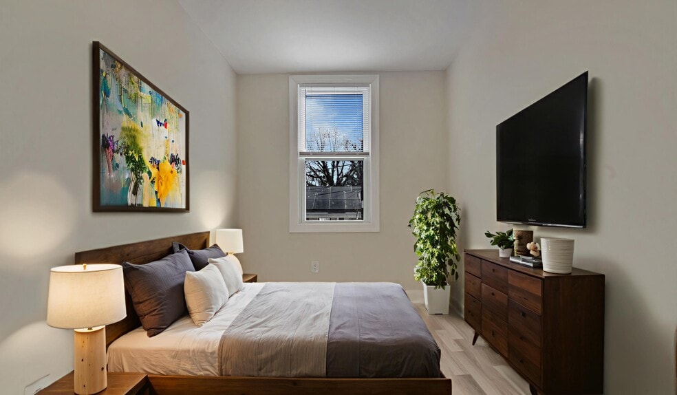 Building Photo - 5338 Jay St NE