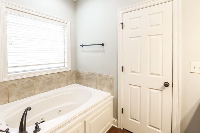 Building Photo - 717 Hartwood Cove