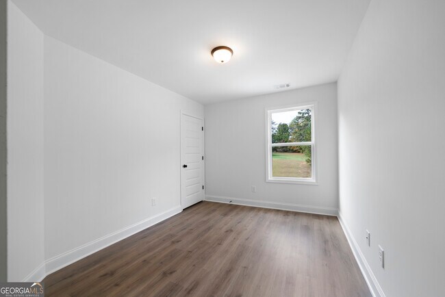 Building Photo - 21 Jamie Dr