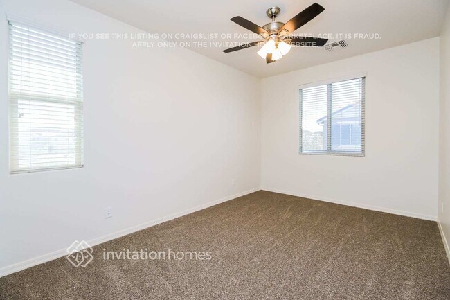 Building Photo - 2241 S Osborn Ln
