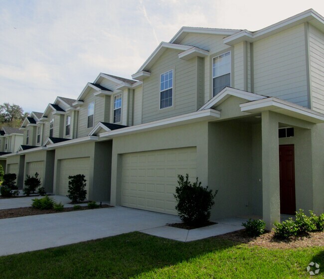 Building Photo - 5107 Summer Brooke Ln