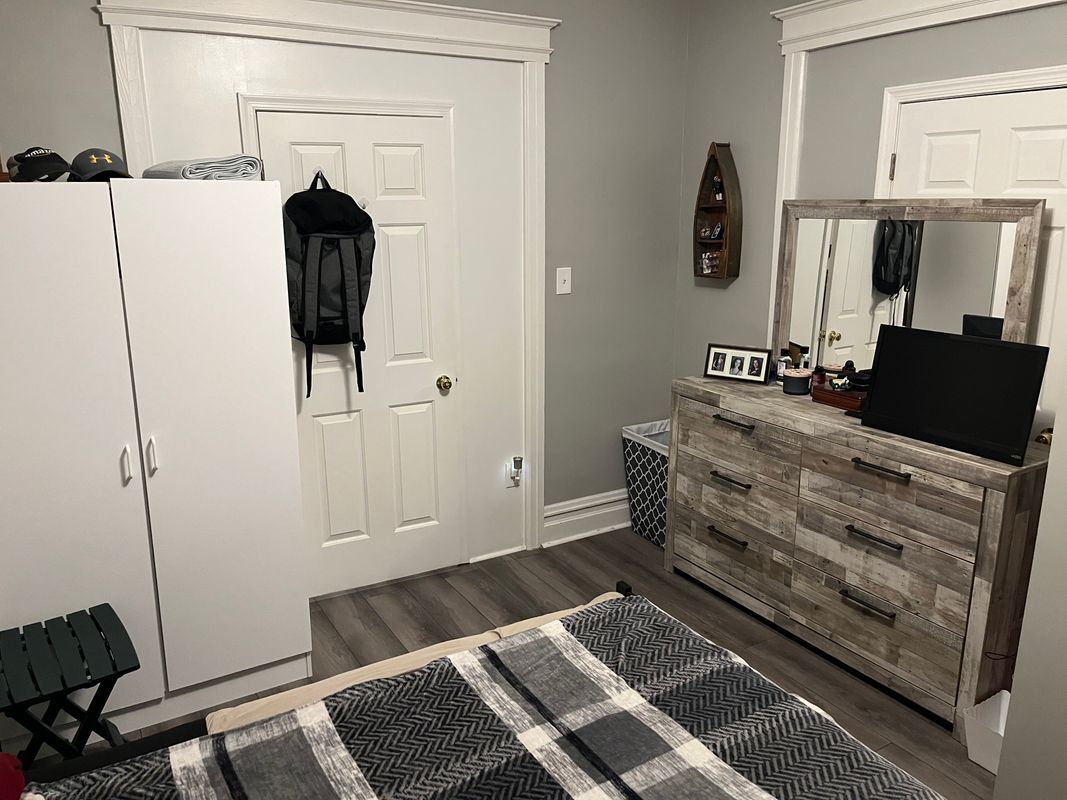 Building Photo - 1807 Lincoln Ave