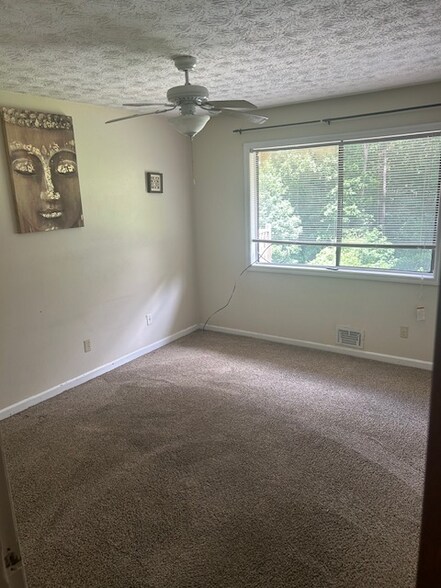 Building Photo - 3860 Pontevedra Pl