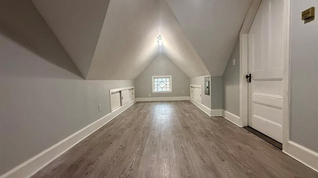 Building Photo - 209 Cottage St.