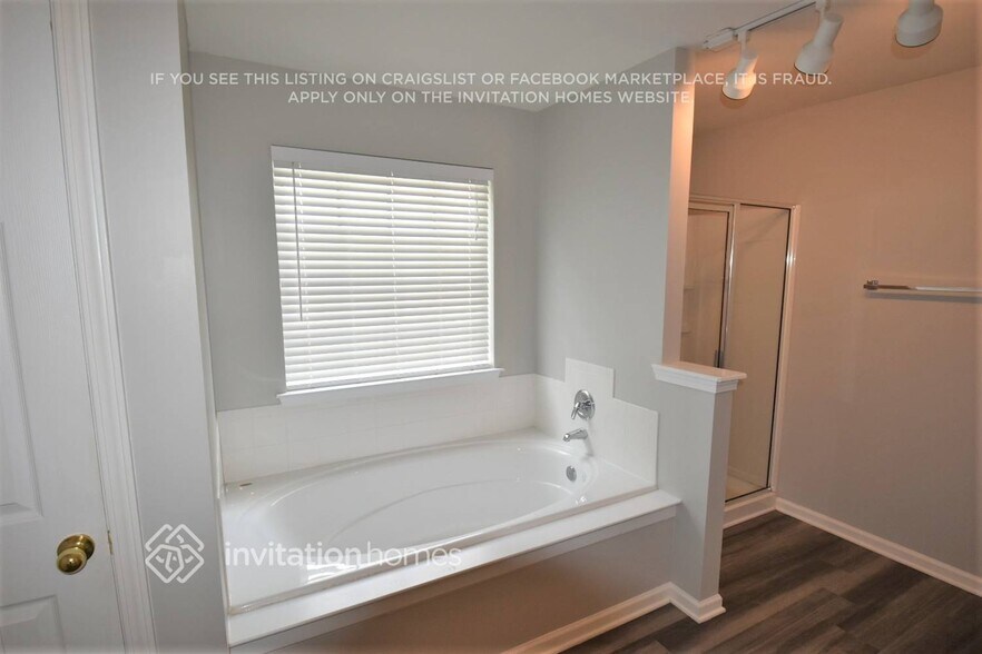 Building Photo - 175 Elba Dr
