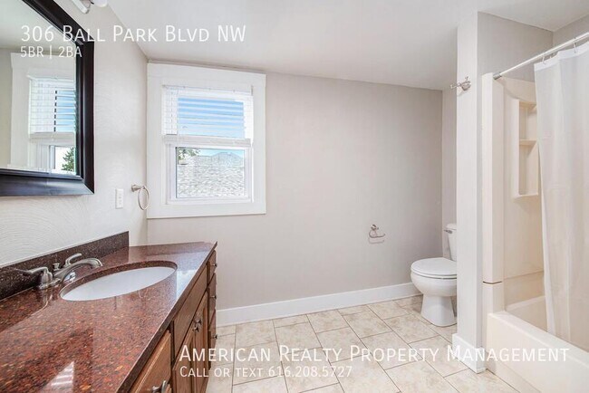 Building Photo - 306 Ball Park Blvd NW