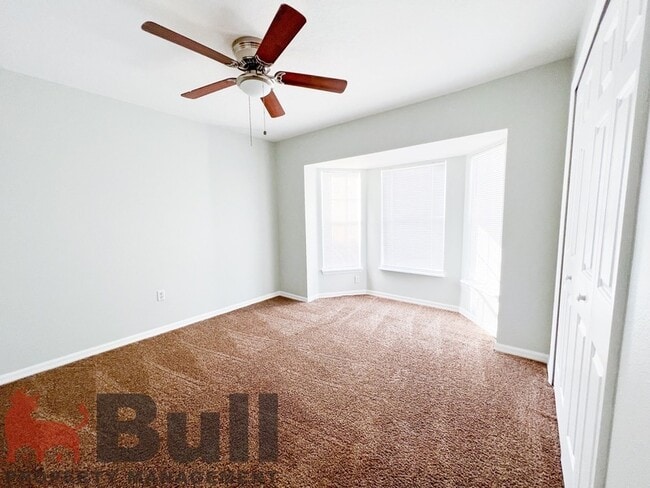 Building Photo - 3824 Kyle Dr