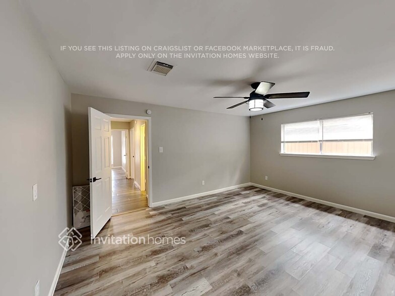 Building Photo - 15607 Oldridge Dr