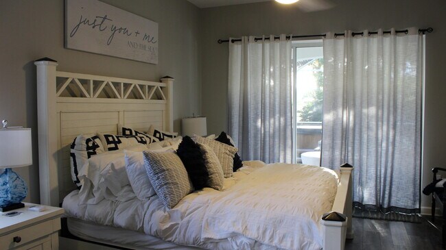 Building Photo - 132 Cambridge Ct