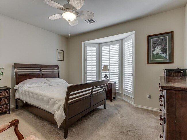 Building Photo - 15400 Swallowtail Rd