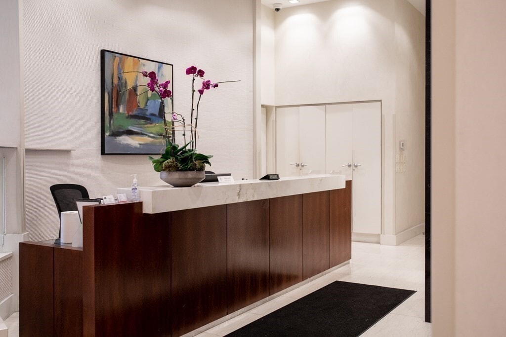 Building Photo - 80 Broad St