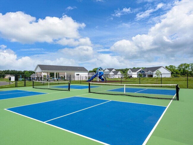 Building Photo - BeachTree Preserve Beauty | Finished Basement, Pool Access & Lawn Care Included