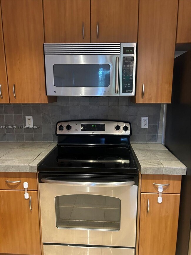 Building Photo - 3147 New York St