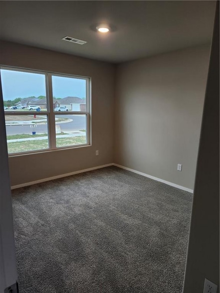 Building Photo - 2701 Murphy St