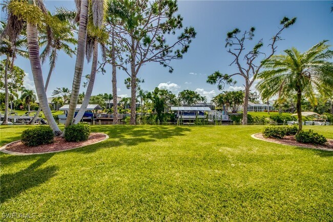 Building Photo - 15350 Moonraker Ct