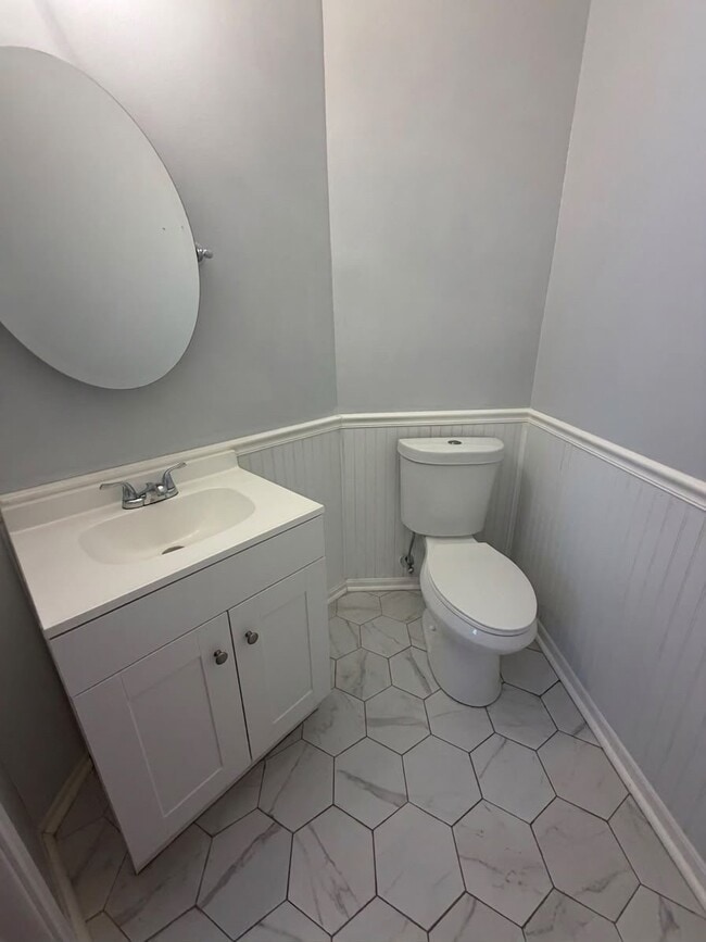Building Photo - 7866 Dogue Indian Cir