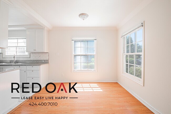 Building Photo - 1828-1850 N Edgemont Street