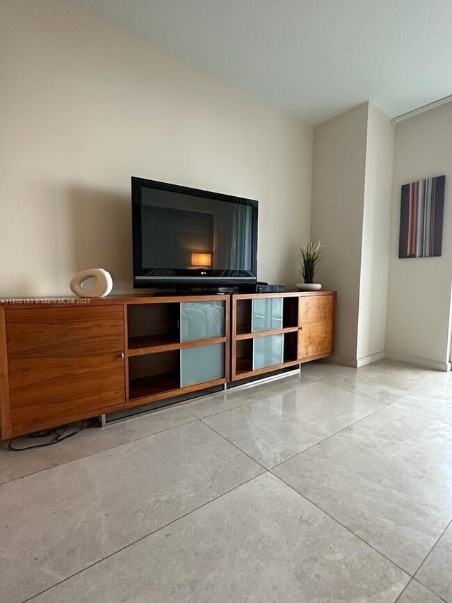 Building Photo - 50 Biscayne Blvd