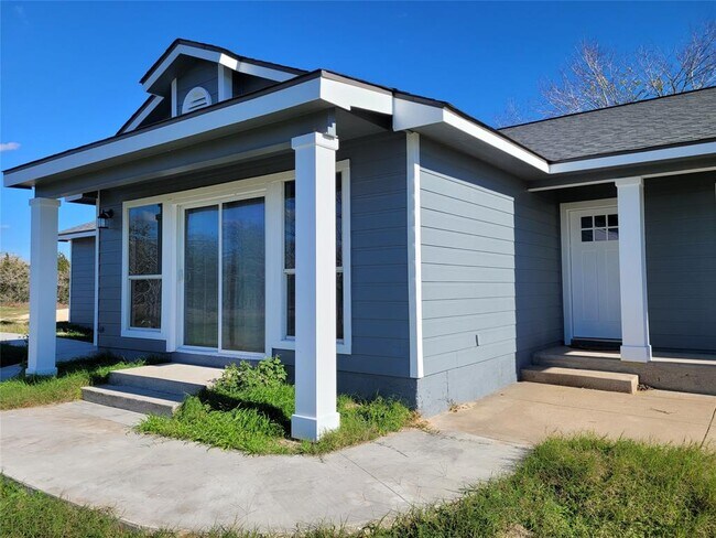 Building Photo - 208 Newcastle Dr