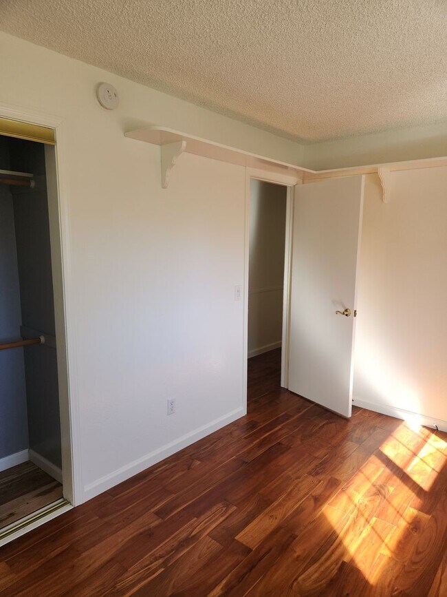 Building Photo - 3 Bedroom 2 Bathroom Single Family home in Rincon Valley with A/C and RV parking