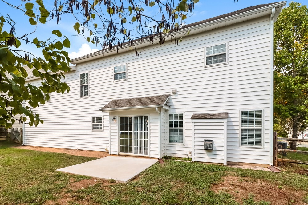 Building Photo - 2432 Acadia Ct