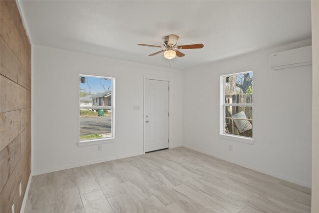 Building Photo - 3518 Orange St