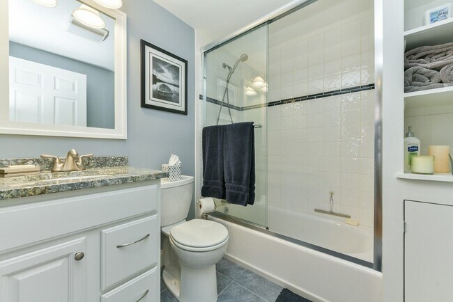 Building Photo - 161 Bunker Hill St