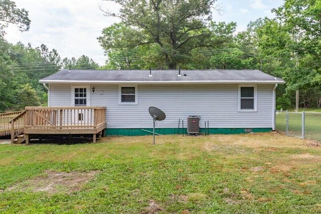 Building Photo - 7155 Gatewood Rd
